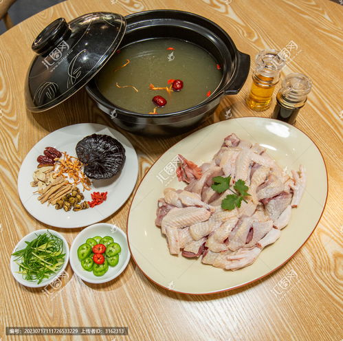 藥膳雞 傳統美食與現代攝影的完美融合